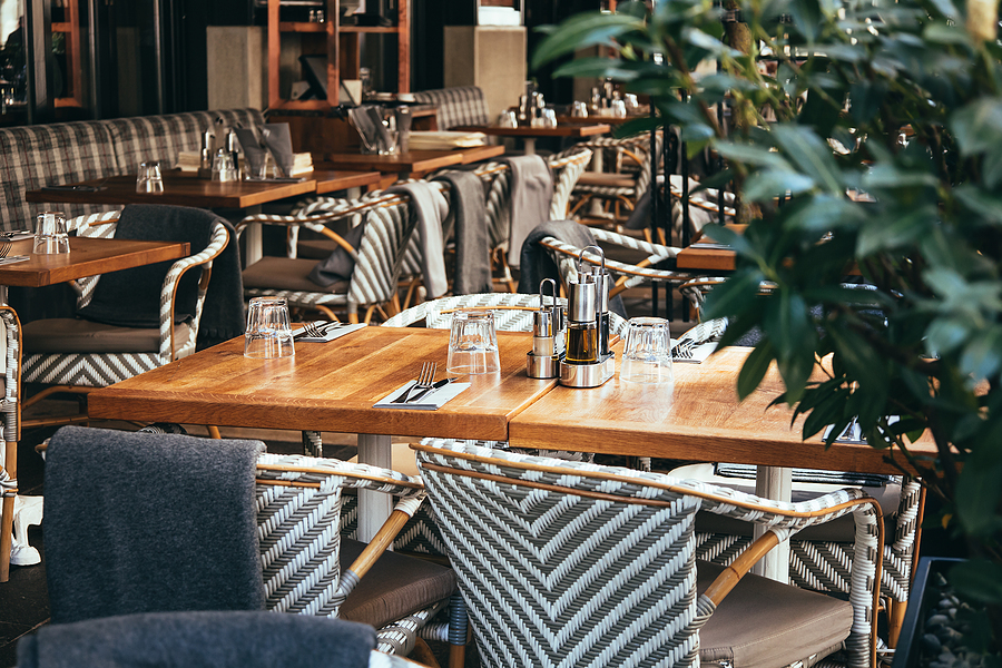 Best Chicago Restaurants Along the Chicago River