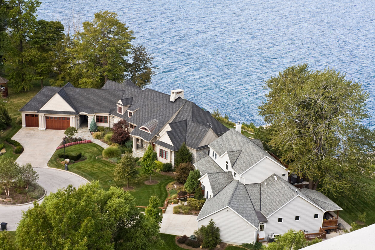 Chicago Suburbs With Lakefront Houses For Sale